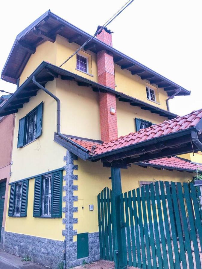 La Villa Di Bambi Vanzago Luaran gambar